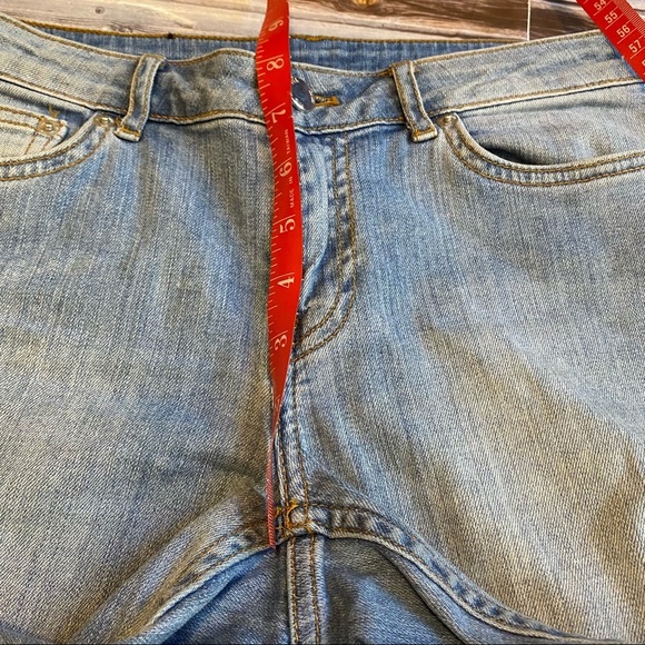 BLK DNM Skinny Slim Fit Distressed Denim Jeans Light Wash Sz 27/30 - Picture 10 of 11